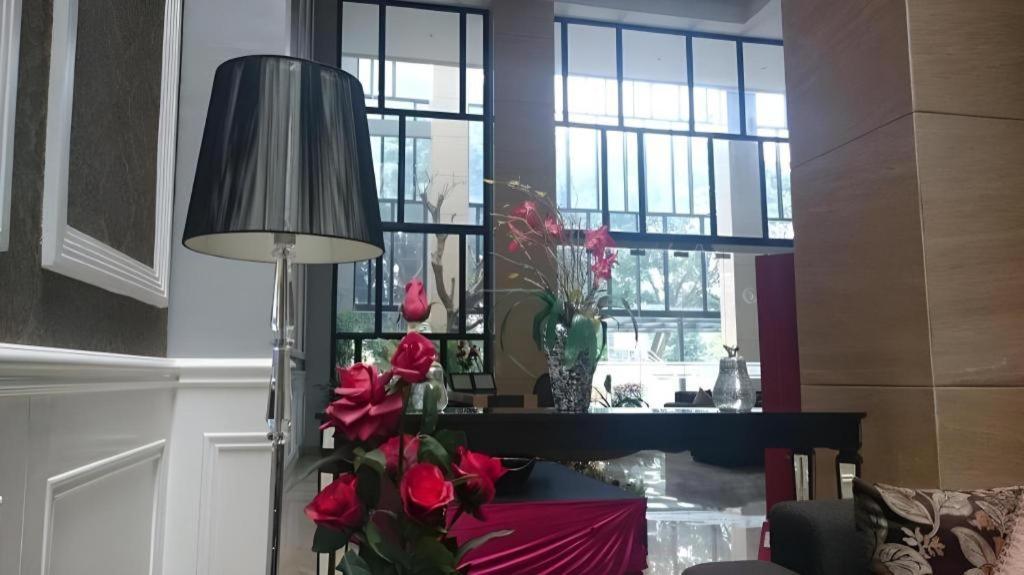 Travello Hotel Bandung Exteriör bild