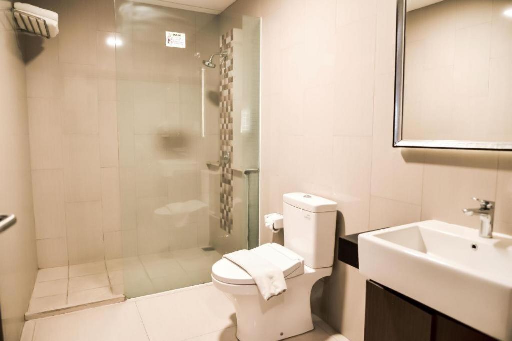 Travello Hotel Bandung Exteriör bild