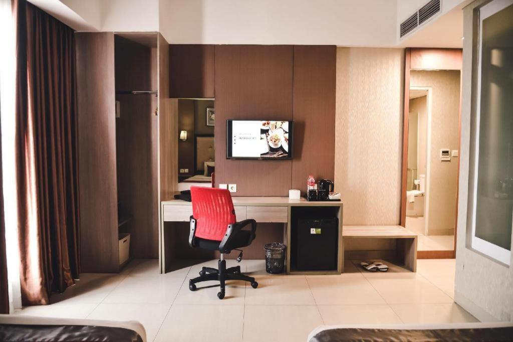 Travello Hotel Bandung Exteriör bild
