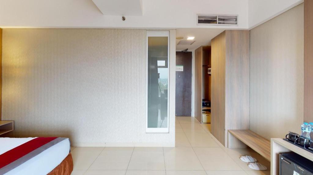 Travello Hotel Bandung Exteriör bild